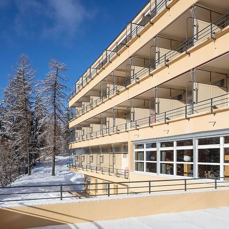 Crans-Montana Youth Hostel Luaran gambar